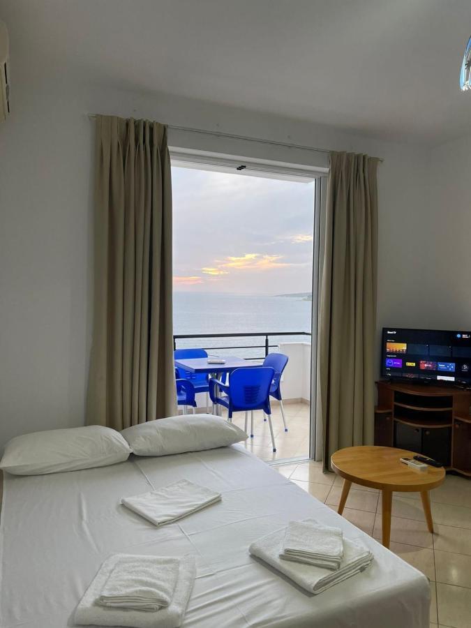 Seaview Studio Sarandë Exterior foto